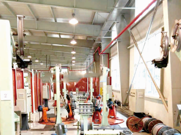 CPD-Φ1250盤絞履帶牽引型成纜機